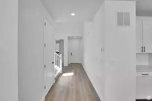 5484 N Saddle Stone Dr E, Eagle Mountain, UT 84005 - Photo 7