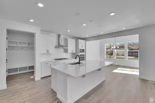 5484 N Saddle Stone Dr E, Eagle Mountain, UT 84005 - Photo 9