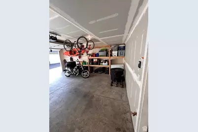 412 S 1580 E, Hyrum, UT 84319 - Photo 15