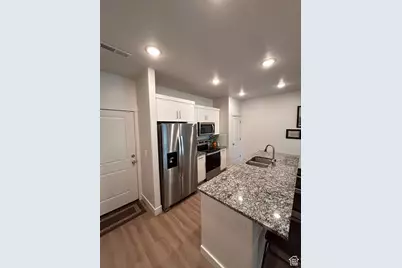 412 S 1580 E, Hyrum, UT 84319 - Photo 9