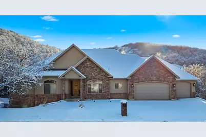 1284 E Canyon Creek Dr S, Bountiful, UT 84010 - Photo 1