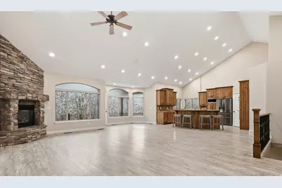 1284 E Canyon Creek Dr S, Bountiful, UT 84010 - Photo 13