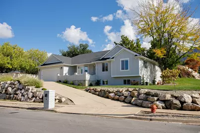 1306 N Thornfield Rd E, Kaysville, UT 84037 - Photo 1