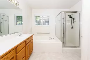 1306 N Thornfield Rd E, Kaysville, UT 84037 - Photo 17