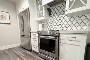 2095 S Main St E, Bountiful, UT 84010 - Photo 11