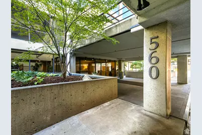 560 E South Temple #C101, Salt Lake City, UT 84102 - Photo 3