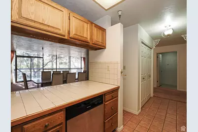 560 E South Temple #C101, Salt Lake City, UT 84102 - Photo 9