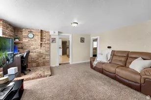 28 W Stauffer Ln S, Murray, UT 84107 - Photo 5