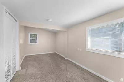 28 W Stauffer Ln S, Murray, UT 84107 - Photo 11