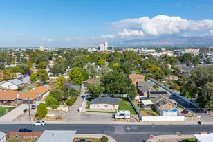 28 W Stauffer Ln S, Murray, UT 84107 - Photo 3