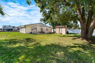 28 W Stauffer Ln S, Murray, UT 84107 - Photo 15