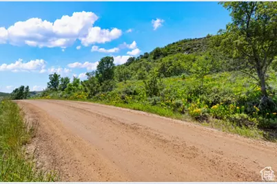 861 Lakeview Dr #5, Garden City, UT 84028 - Photo 7