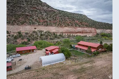 1095 S Montezuma Canyon Rd, Monticello, UT 84535 - Photo 97