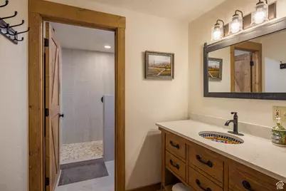 1095 S Montezuma Canyon Rd, Monticello, UT 84535 - Photo 35