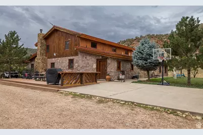 1095 S Montezuma Canyon Rd, Monticello, UT 84535 - Photo 59
