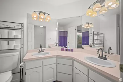 2050 W Canyon Dr #8A, Saint George, UT 84770 - Photo 13