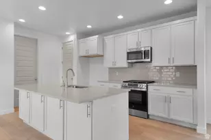 6738 W Docksider Dr, South Jordan, UT 84009 - Photo 9