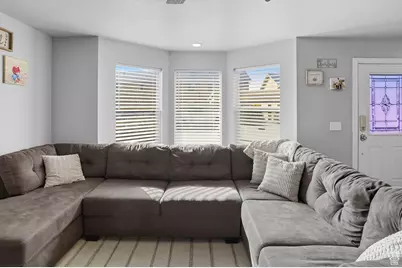 101 E 630 N #31, Smithfield, UT 84335 - Photo 7