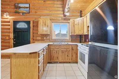 371 S 100 E, Richmond, UT 84333 - Photo 3