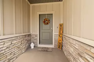 94 W Hillside Dr, Elk Ridge, UT 84651 - Photo 3