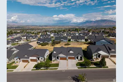 94 W Hillside Dr, Elk Ridge, UT 84651 - Photo 21