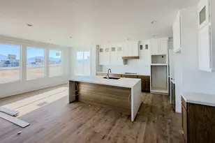 1308 S Boxelder Dr, Saratoga Springs, UT 84045 - Photo 3