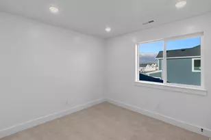 2427 W 2950 N, Farr West, UT 84404 - Photo 15