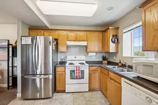 164 E Spencer Peak Way, Draper, UT 84020 - Photo 7