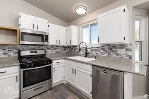 916 W 2025 S, Woods Cross, UT 84087 - Photo 11