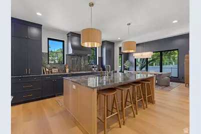 9623 S Tannenbaum Cv, Sandy, UT 84092 - Photo 9