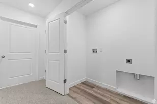 8596 W Bowie Dr S, Magna, UT 84044 - Photo 11