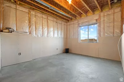 51 E Magellan Ln, Elk Ridge, UT 84651 - Photo 37