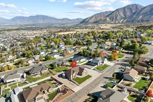 51 E Magellan Ln, Elk Ridge, UT 84651 - Photo 51