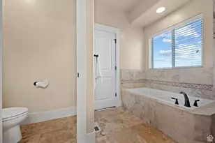 51 E Magellan Ln, Elk Ridge, UT 84651 - Photo 19