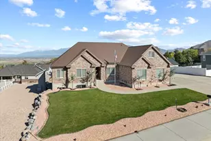 51 E Magellan Ln, Elk Ridge, UT 84651 - Photo 57
