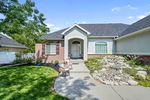 587 E Corner Canyon Dr, Draper, UT 84020 - Photo 3