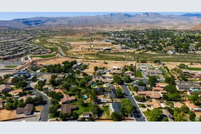 3752 Sugar Leo Rd, Bloomington, UT 84790 - Photo 11