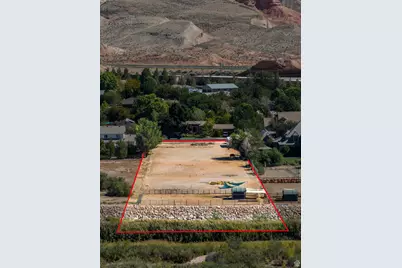 3752 Sugar Leo Rd, Bloomington, UT 84790 - Photo 23