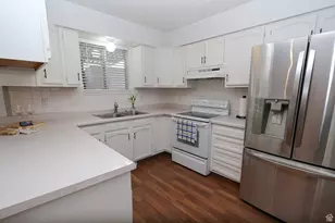 77 S Rio Bravo Pl, West Jordan, UT 84088 - Photo 7