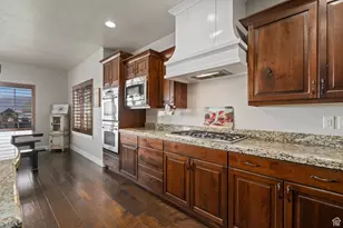 9031 N Cassie Dr E, Eagle Mountain, UT 84005 - Photo 13