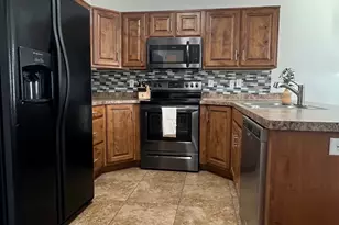 1161 W Lancelot Ln, West Haven, UT 84401 - Photo 5