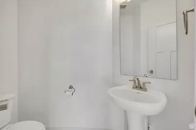 1027 W Coral Charm Way, Saratoga Springs, UT 84045 - Photo 35