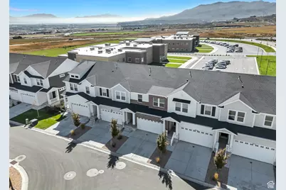 1027 W Coral Charm Way, Saratoga Springs, UT 84045 - Photo 3