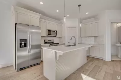 1027 W Coral Charm Way, Saratoga Springs, UT 84045 - Photo 9