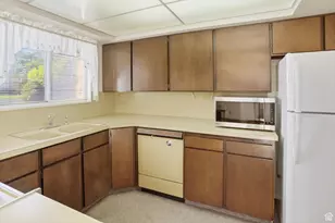 856 E 5575 S, Ogden, UT 84405 - Photo 9