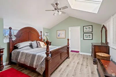 1820 S High Pointe Dr, Bountiful, UT 84010 - Photo 17