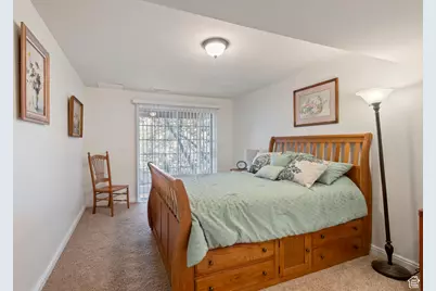 1820 S High Pointe Dr, Bountiful, UT 84010 - Photo 23