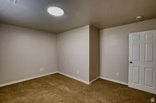 916 S 1760 W, Syracuse, UT 84075 - Photo 21