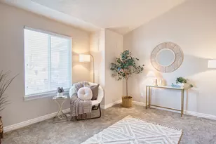 916 S 1760 W, Syracuse, UT 84075 - Photo 5