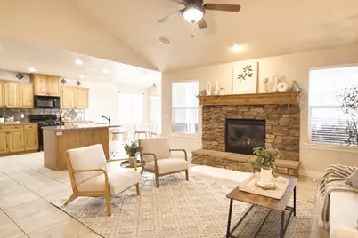 916 S 1760 W, Syracuse, UT 84075 - Photo 11